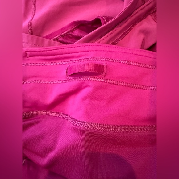 lululemon Speed Up Low-Rise Lined Short 2.5" Size 8 - Picture 7 of 10